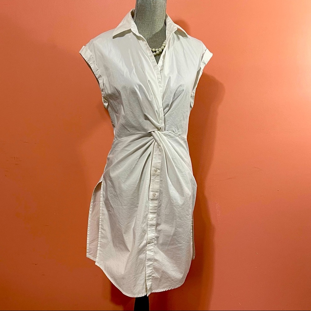 New York and Company long woman’s stretch top